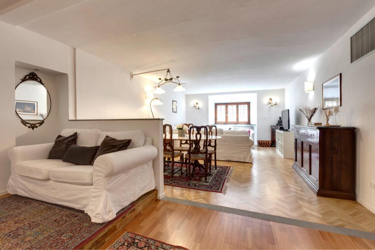 Alfani Deluxe Apartment By Mamo Florence Buitenkant foto