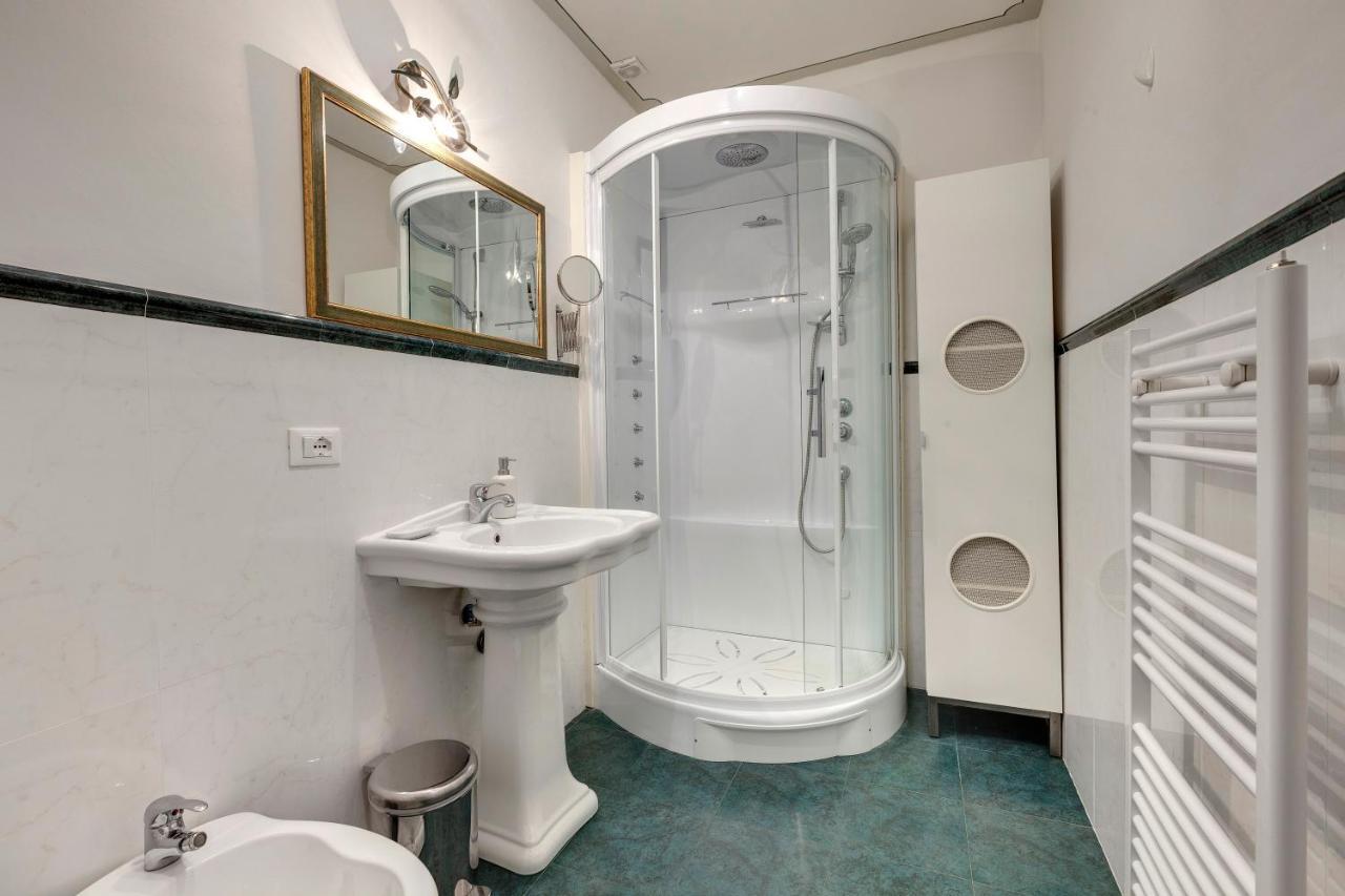 Alfani Deluxe Apartment By Mamo Florence Buitenkant foto