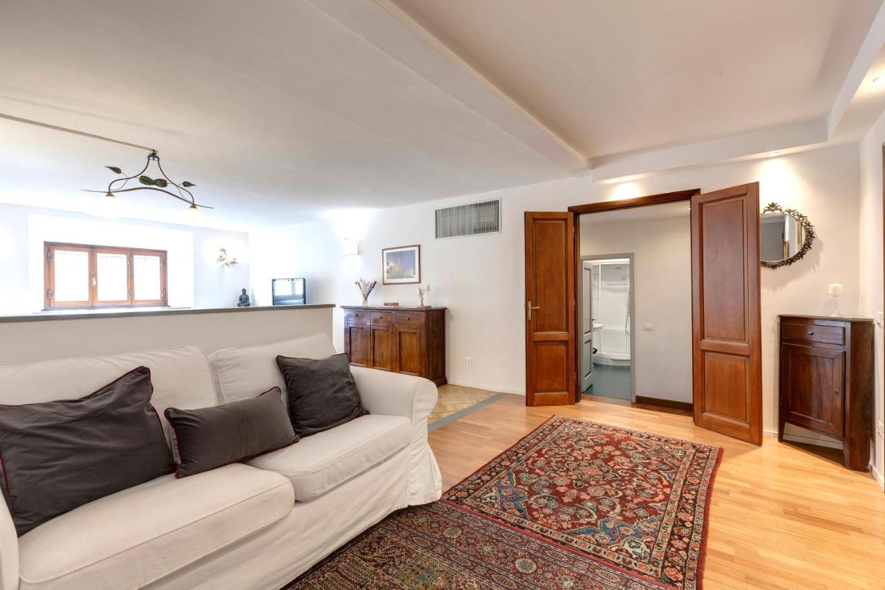 Alfani Deluxe Apartment By Mamo Florence Buitenkant foto